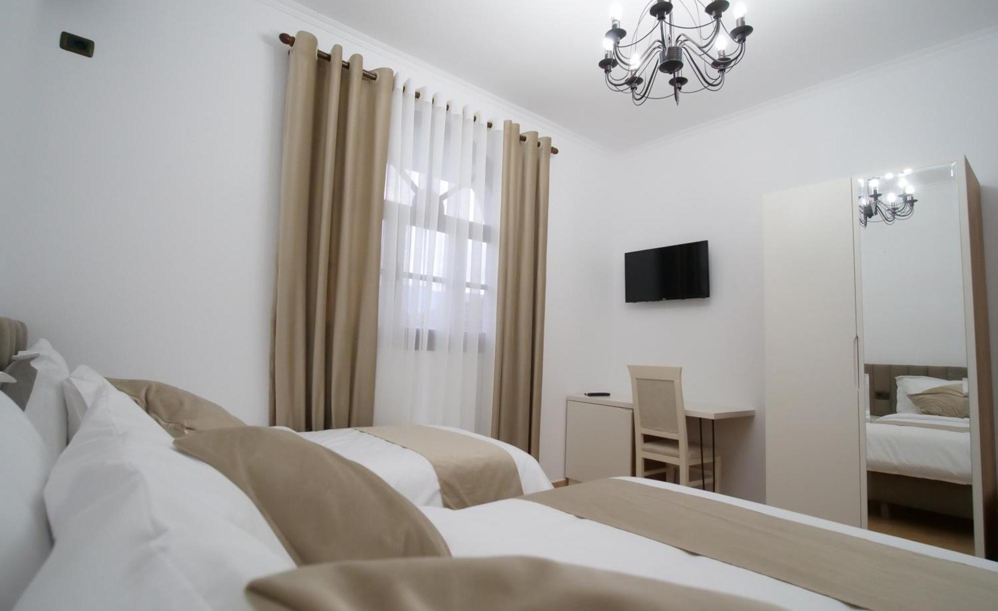 Vila Malasi Μπεράτ Εξωτερικό φωτογραφία