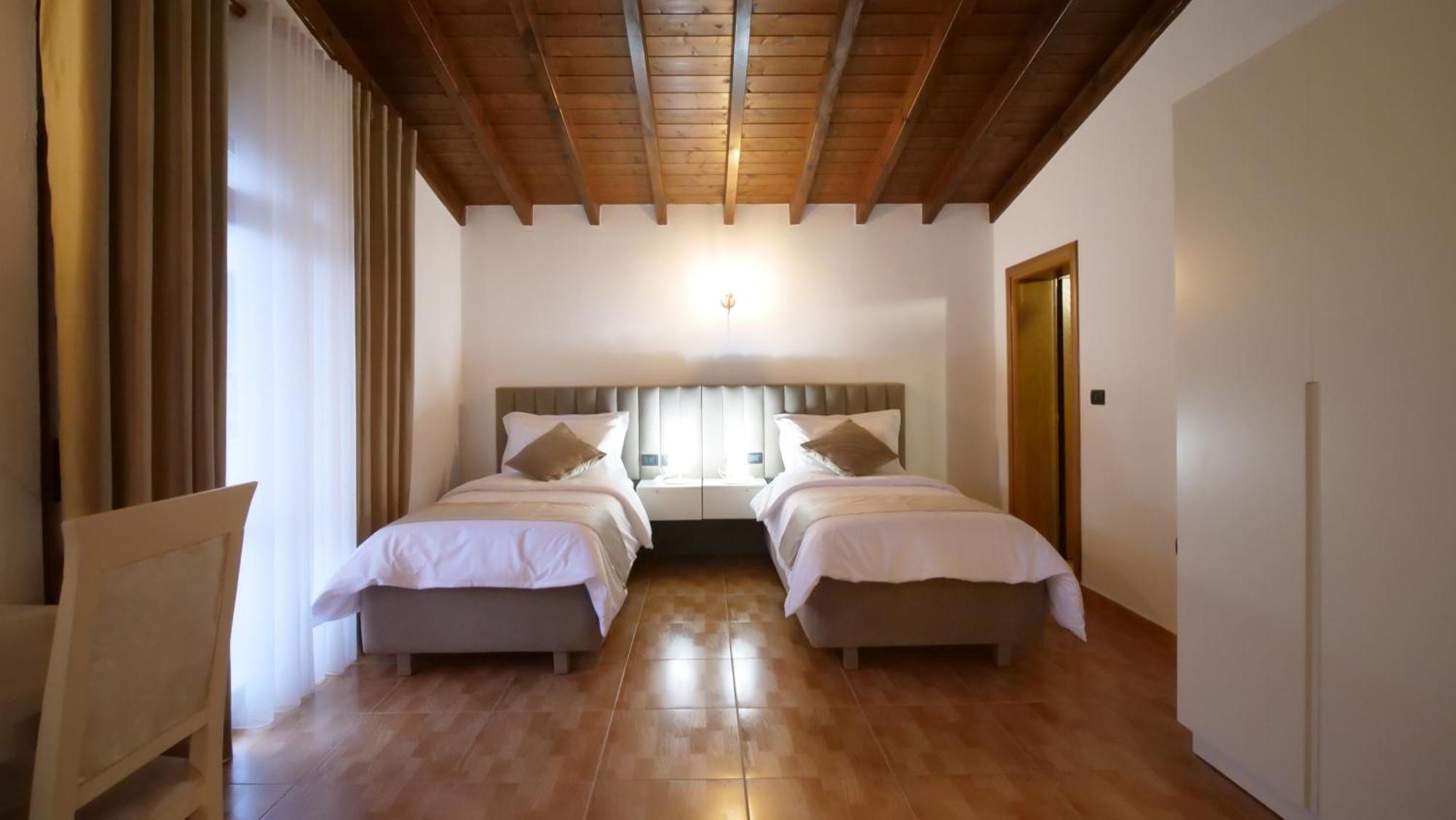 Vila Malasi Μπεράτ Εξωτερικό φωτογραφία